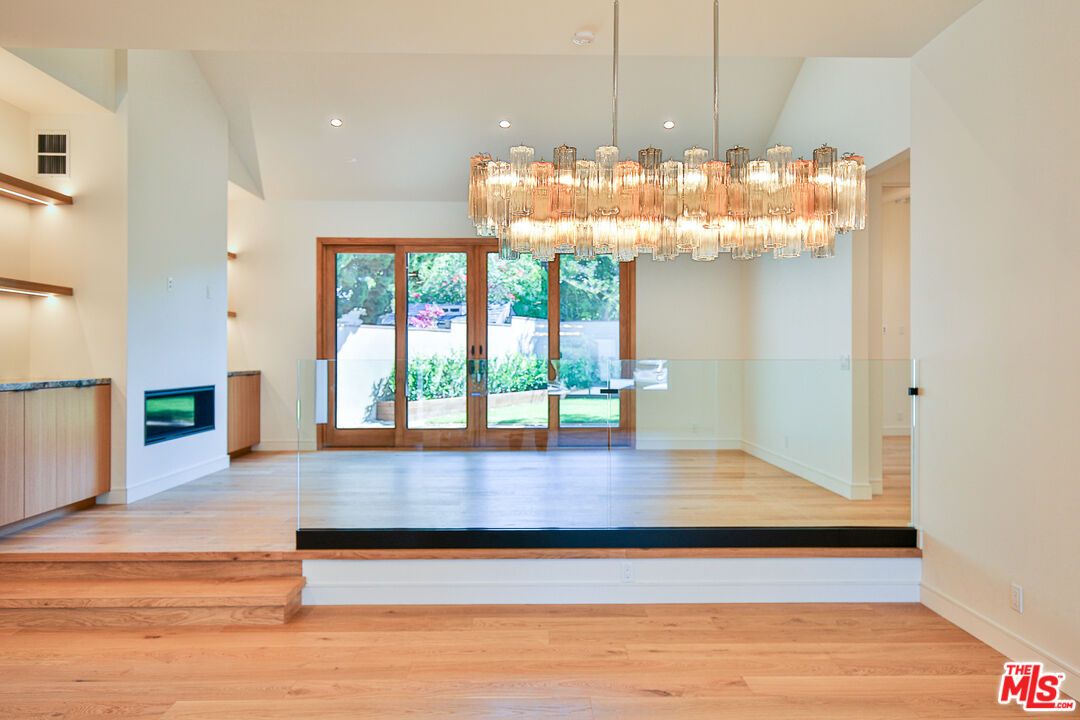 Chandelier, Interior, Recessed Lighting, Wood Texture Flooring