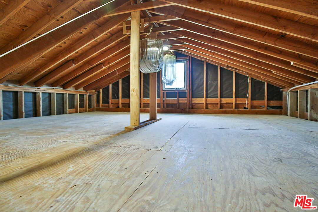 Empty room, Interior, Wooden Beams, Wooden Ceilings, Wood Texture Flooring, Wooden Walls