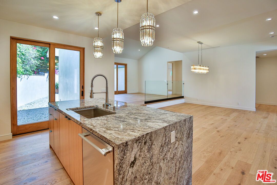 Chandelier, Interior, Kitchen, Pendant Lights, Recessed Lighting, Wood Texture Flooring
