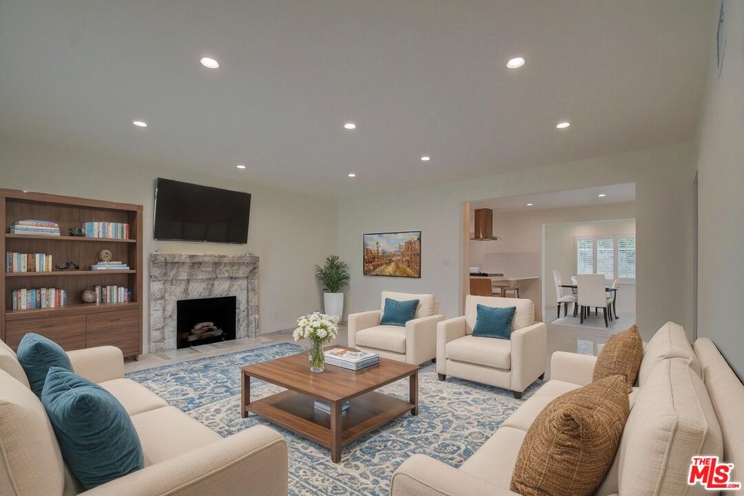 Dining room, Fireplace, Interior, Living room, Recessed Lighting