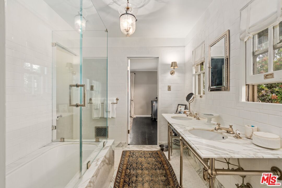 Bathroom, Dual Sink Vanities, Glass Shower, Interior
