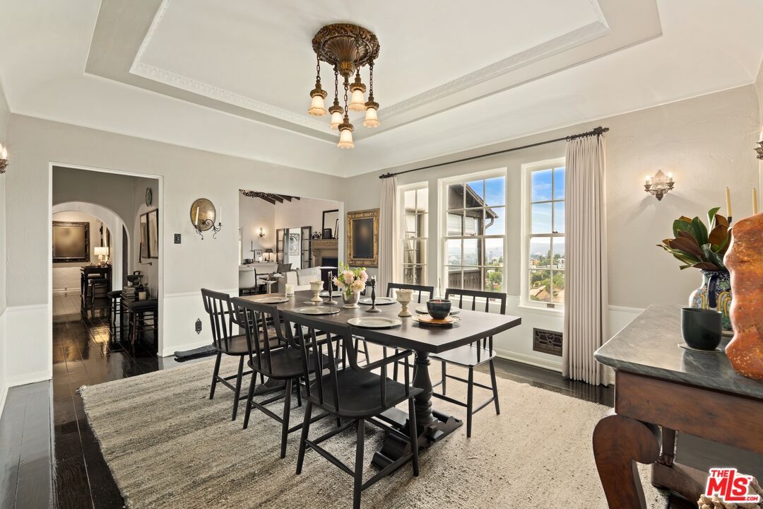 Dining room, Interior, Wood Texture Flooring