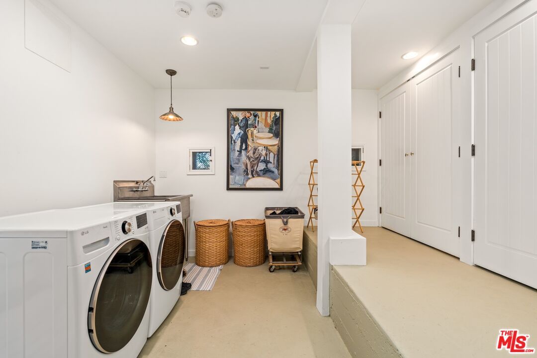 Interior, Pendant Lights, Recessed Lighting, Washer
