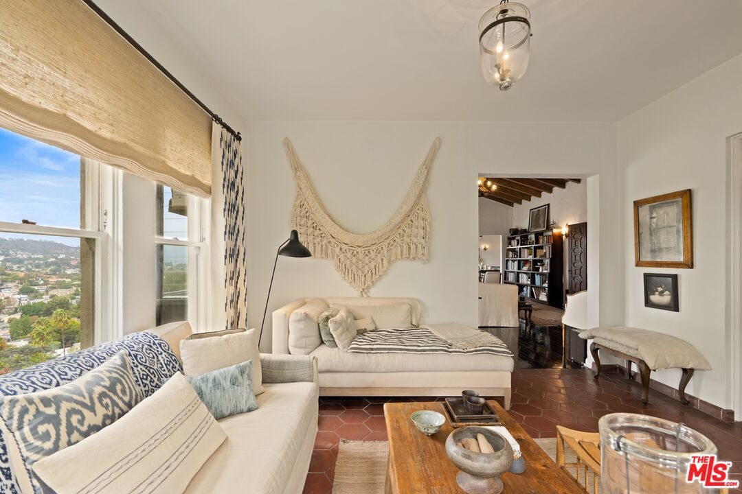 Interior, Living room