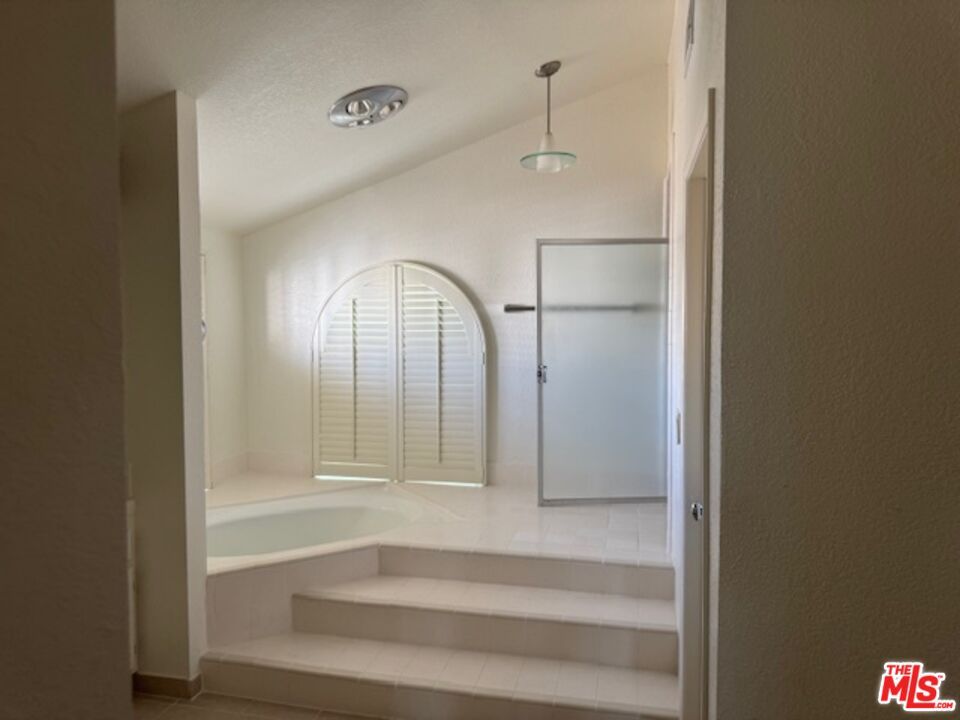 Bathroom, Interior, Pendant Lights