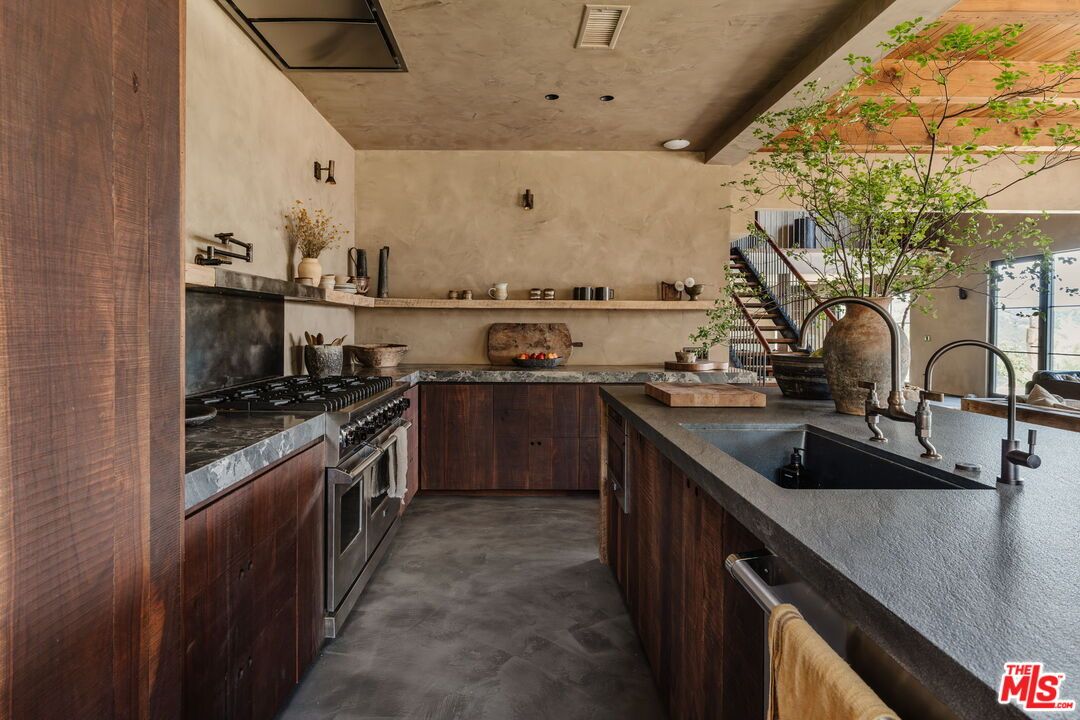 Interior, Kitchen, Stainless Steel Appliances
