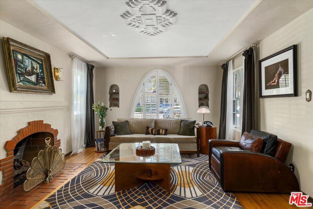 DE Listing image placeholder