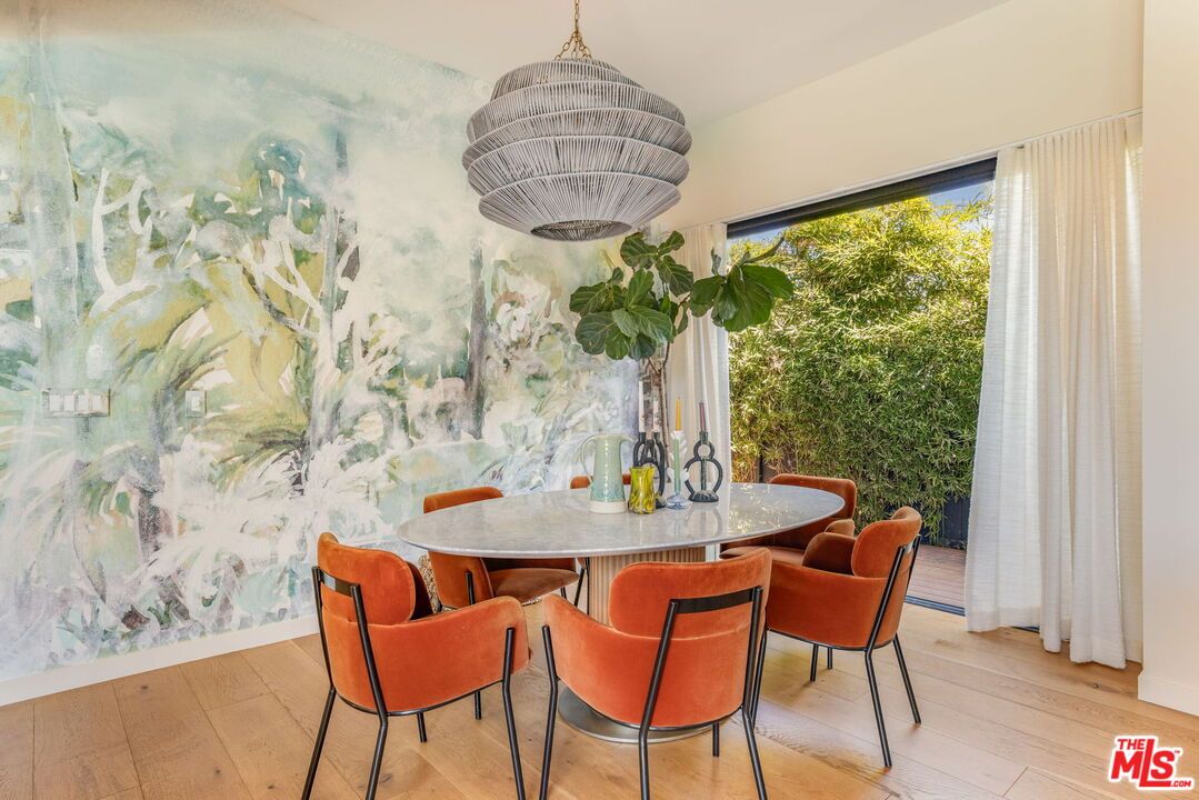 Dining room, Interior, Wood Texture Flooring