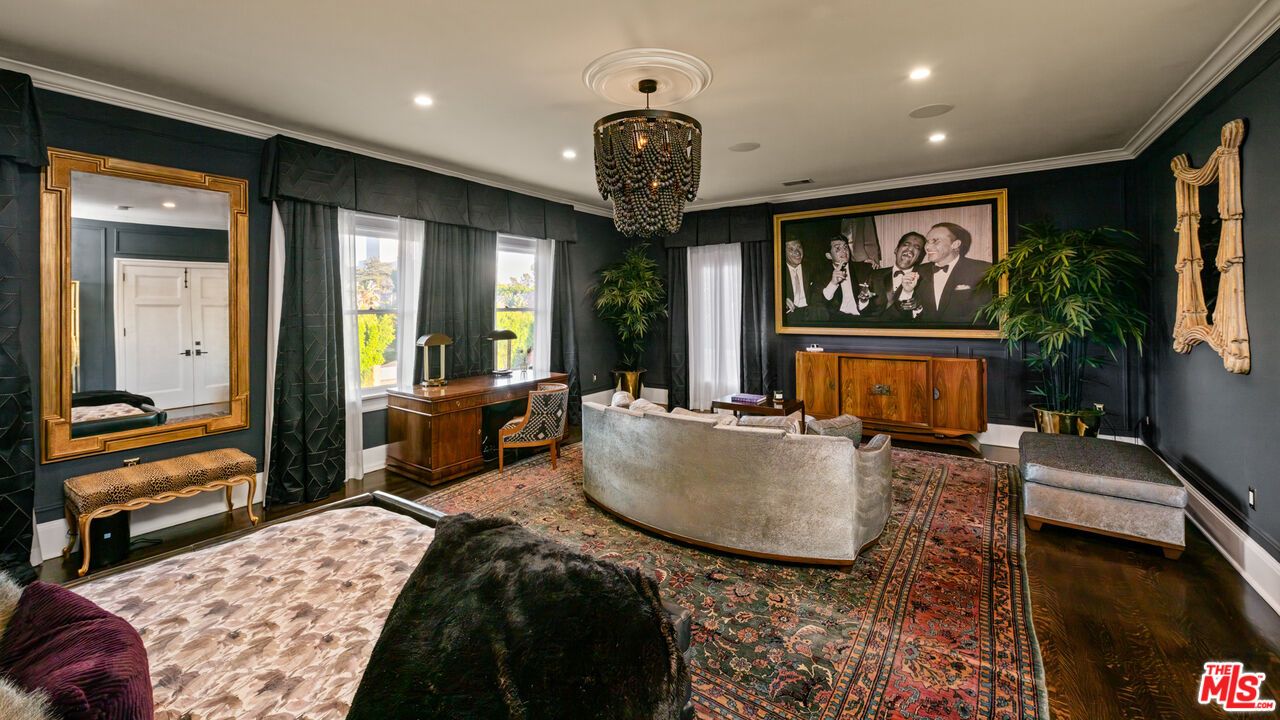 Chandelier, Interior, Living room, Recessed Lighting