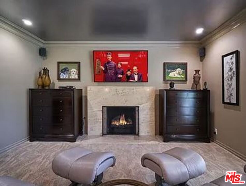 Fireplace, Interior, Recessed Lighting