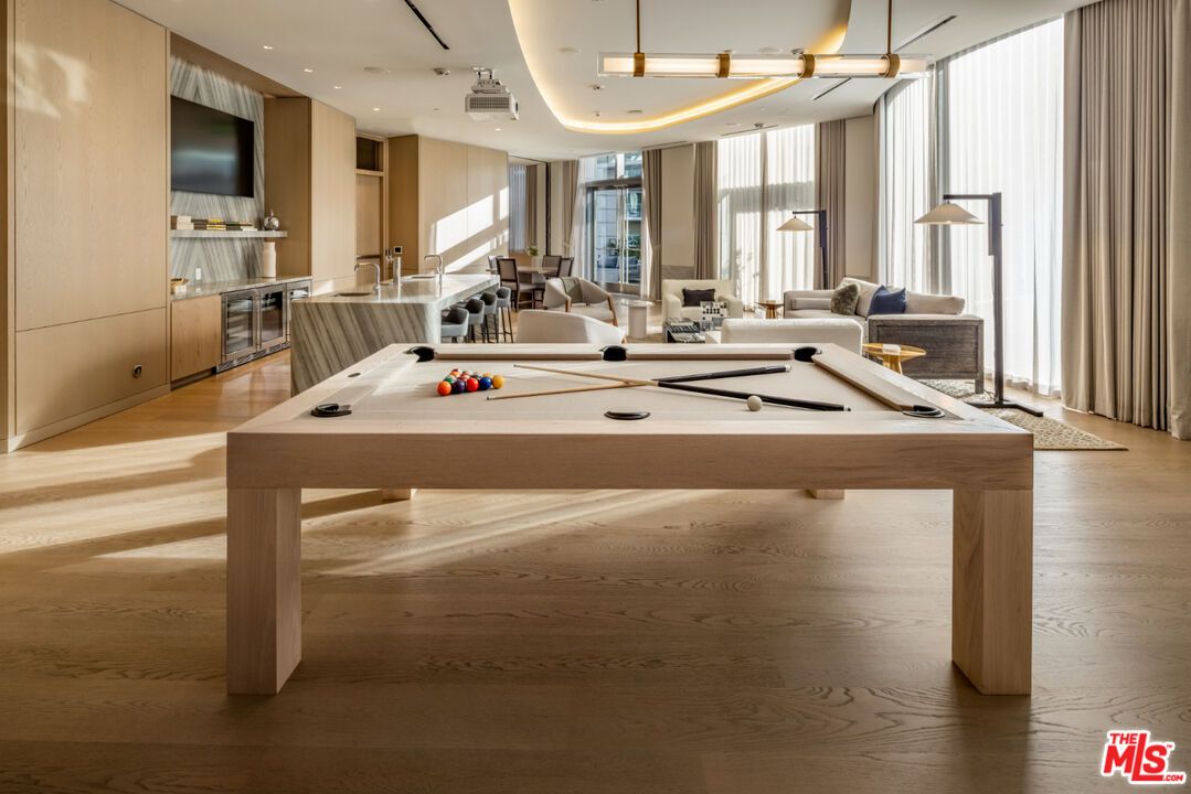 Billiard Table, Game Room, Interior, Living room, Pendant Lights, Recessed Lighting, Wood Texture Flooring