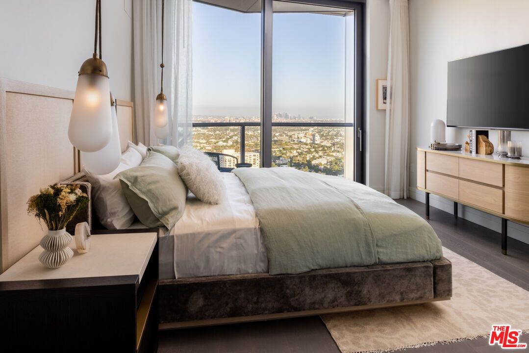 Bedroom, Interior, Pendant Lights, Wood Texture Flooring