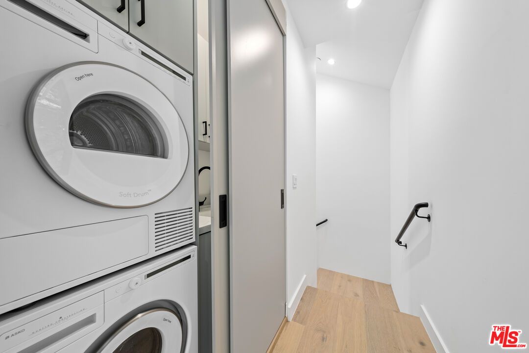 DE Listing image placeholder