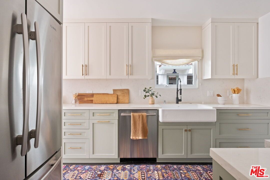 Interior, Kitchen, Stainless Steel Appliances