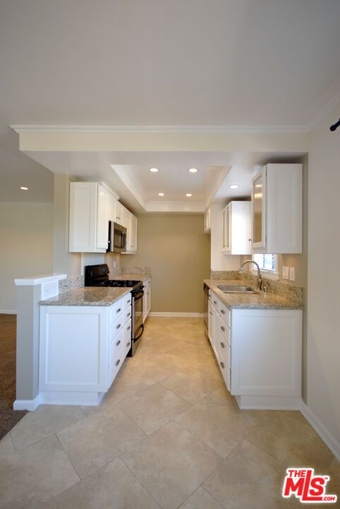 Interior, Kitchen, Recessed Lighting