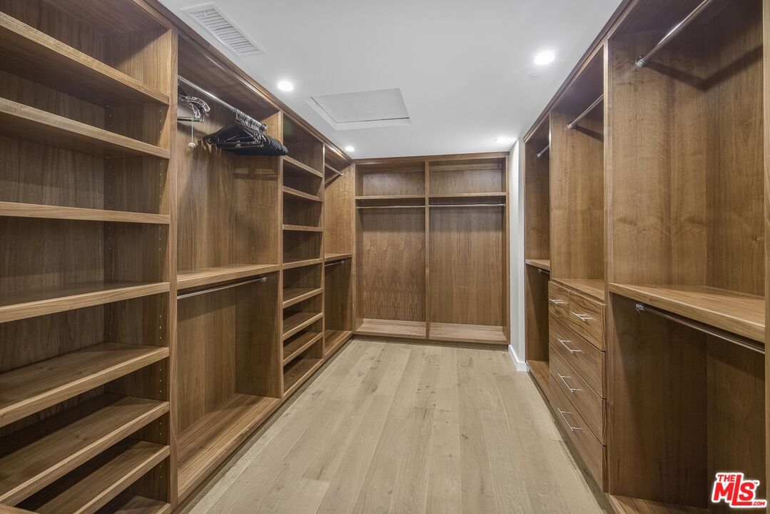 Interior, Recessed Lighting, Walk-in Closets, Wood Texture Flooring