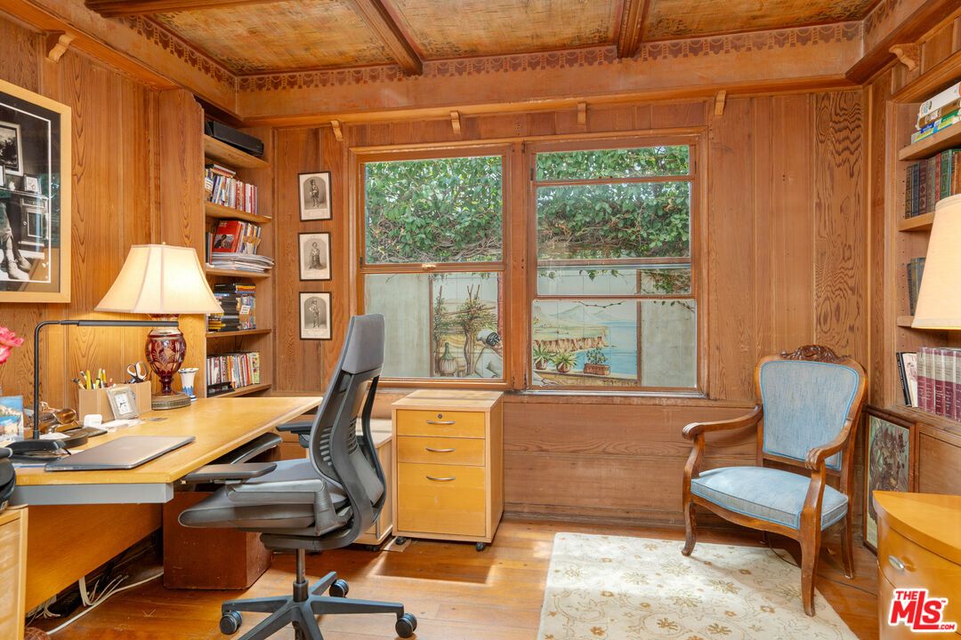 Home Office, Interior, Wooden Beams, Wooden Ceilings, Wood Texture Flooring, Wooden Walls