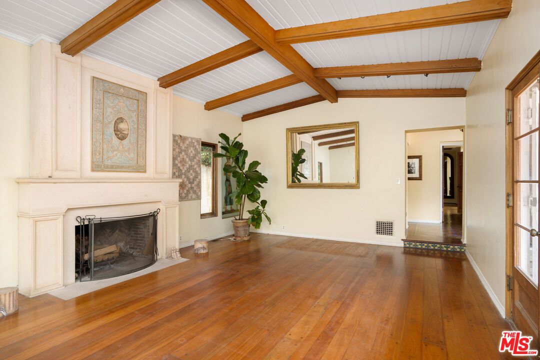 Empty room, Fireplace, Interior, Wooden Beams, Wood Texture Flooring