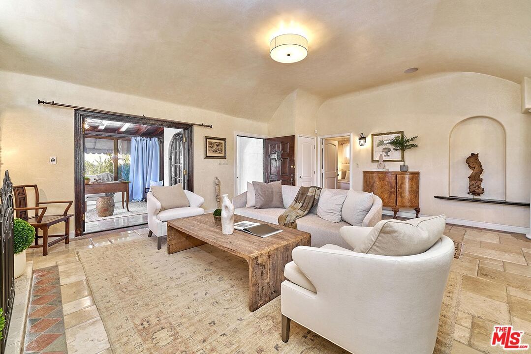 Interior, Living room