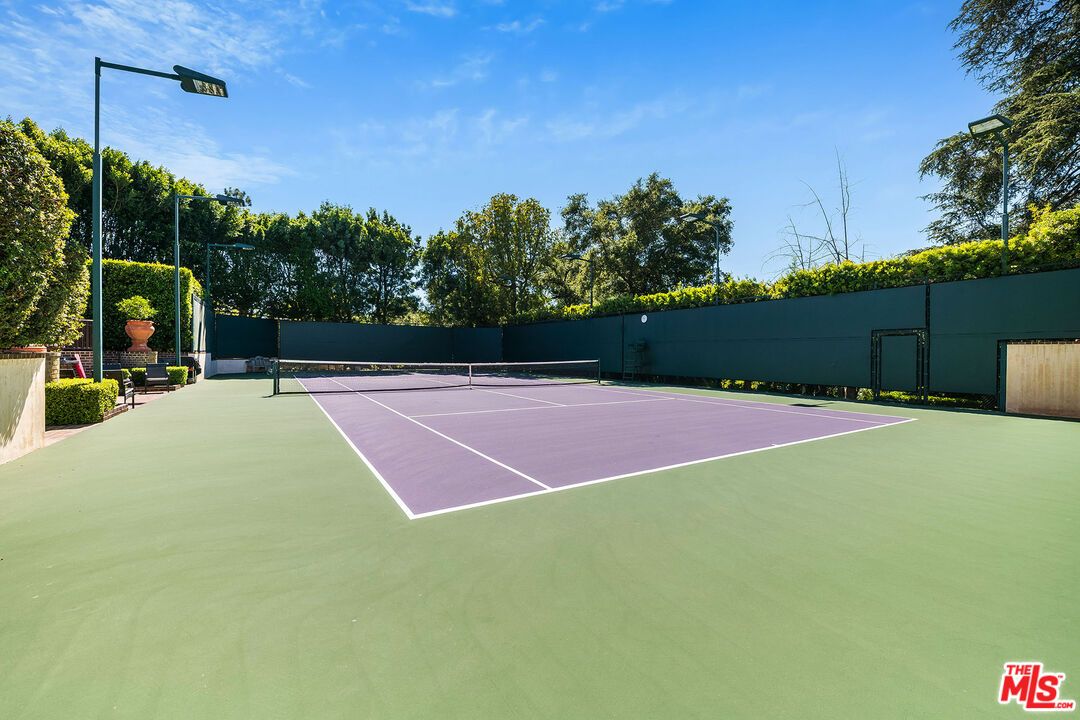 Exterior, Tennis Courts