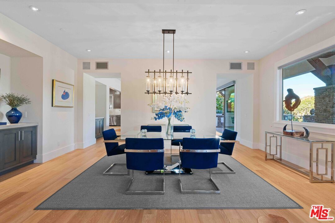 Dining room, Interior, Pendant Lights, Recessed Lighting, Wood Texture Flooring