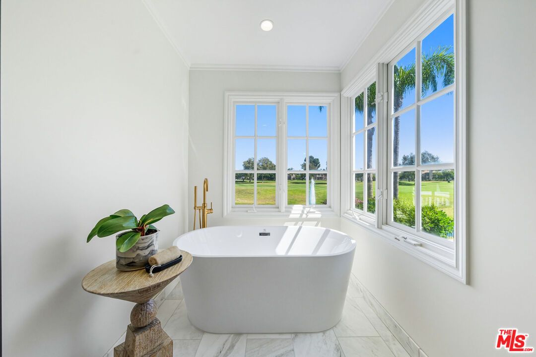Bathroom, Free Standing Baths, Interior, Marble, Recessed Lighting
