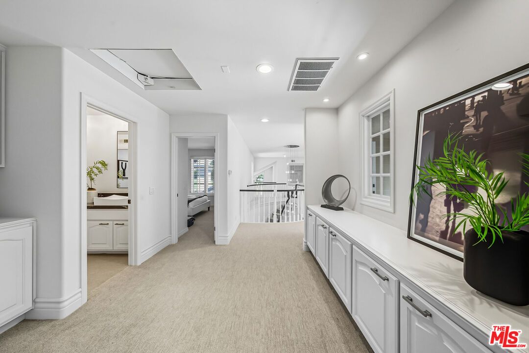 Interior, Recessed Lighting