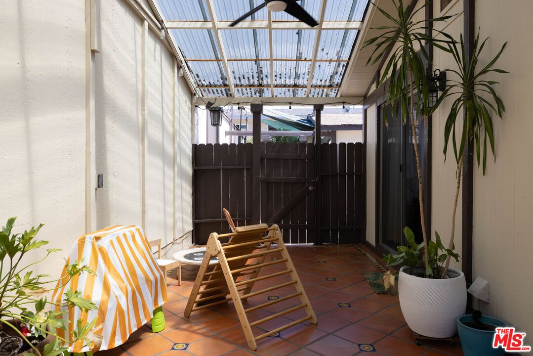 Exterior, Sun Room