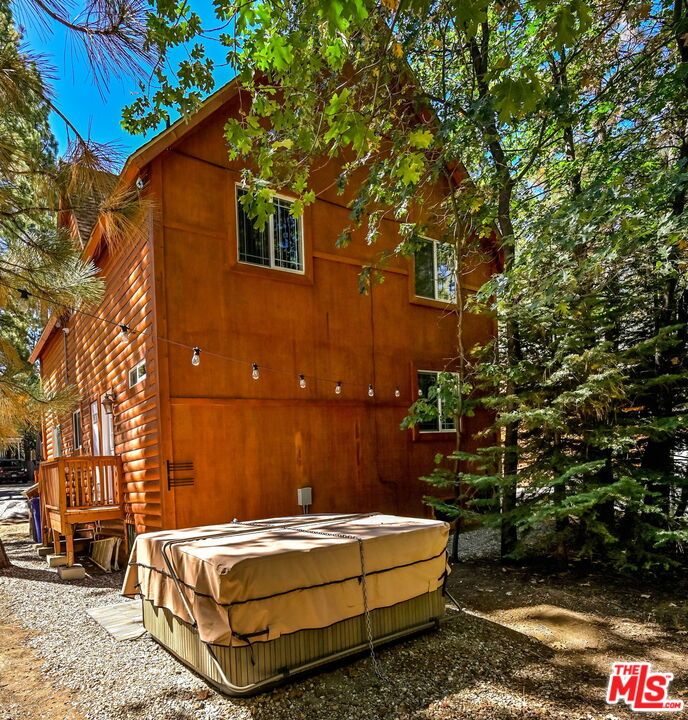 Exterior, Hot Tub