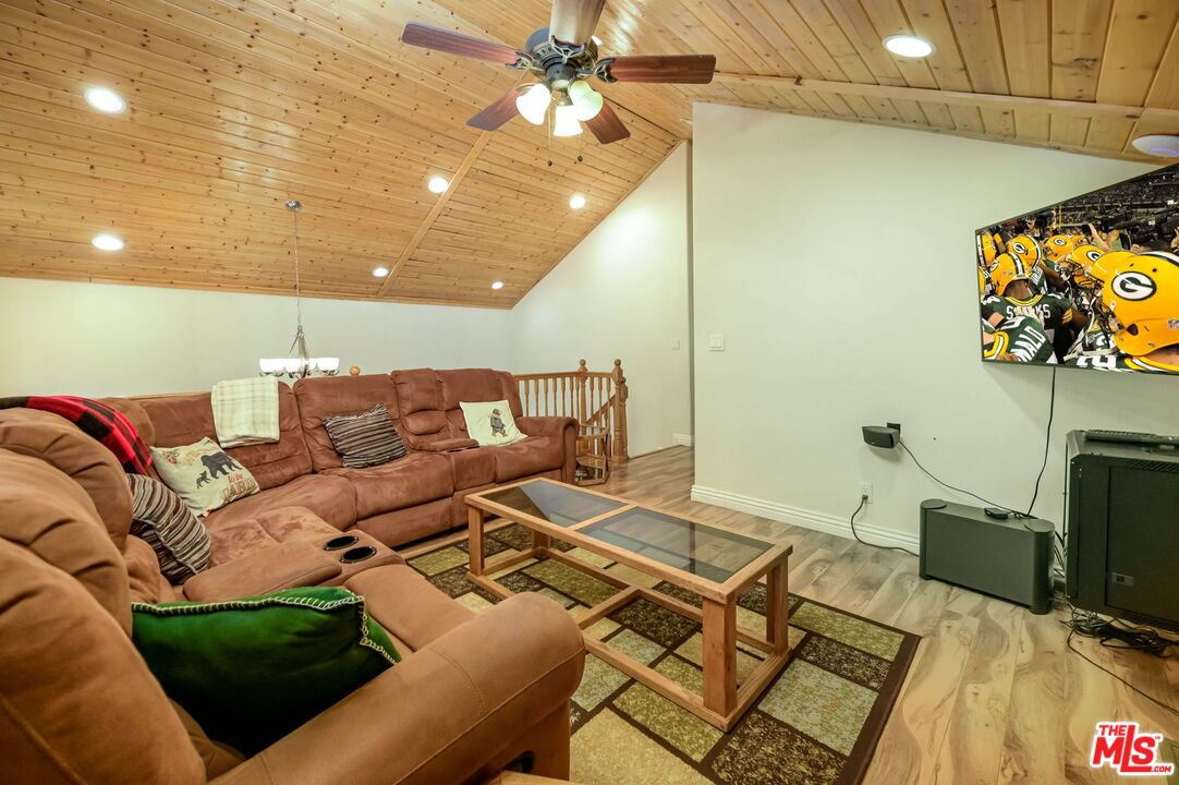 Chandelier, Interior, Living room, Recessed Lighting, Wooden Ceilings, Wood Texture Flooring