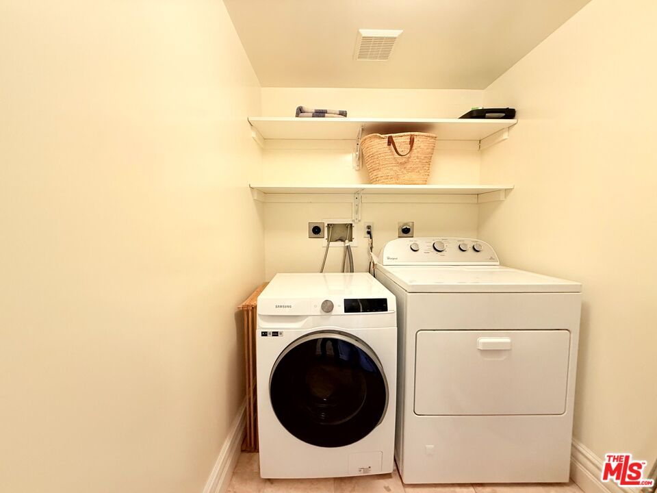 Interior, Utility Closets, Washer