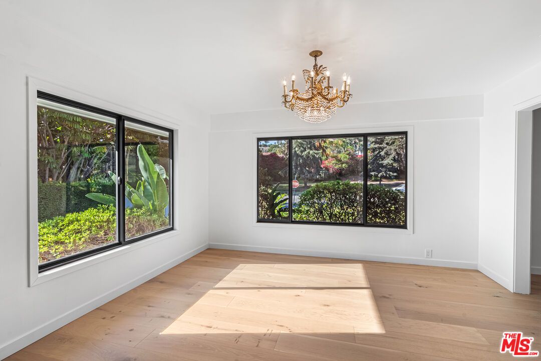 Chandelier, Empty room, Interior, Wood Texture Flooring
