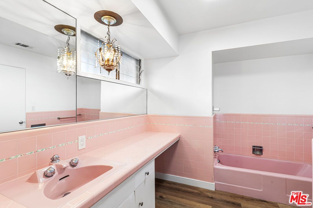 Bathroom, Chandelier, Interior, Pendant Lights, Wood Texture Flooring