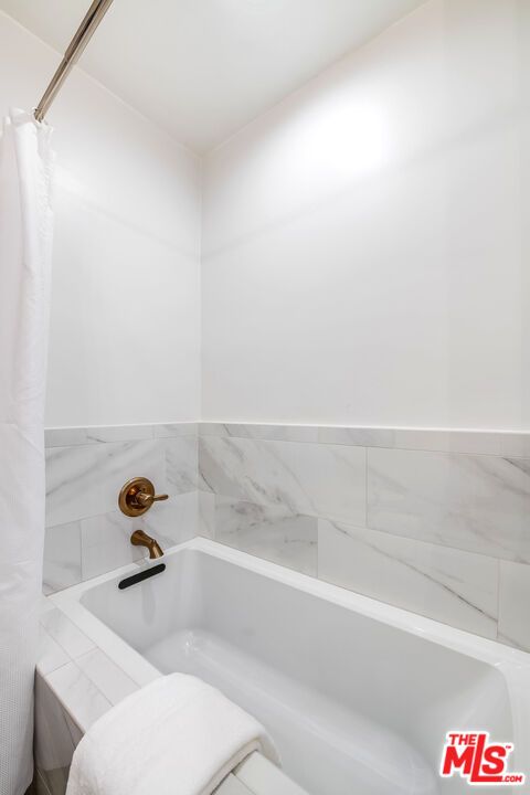 Bathroom, Interior, Marble Walls