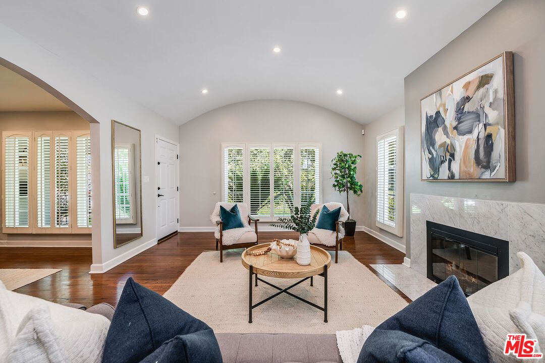 Fireplace, Interior, Living room, Recessed Lighting, Wood Texture Flooring