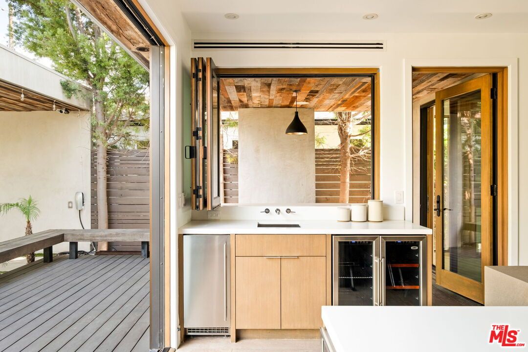 Exterior, Outdoor Kitchen, Pendant Lights, Stainless Steel Appliances