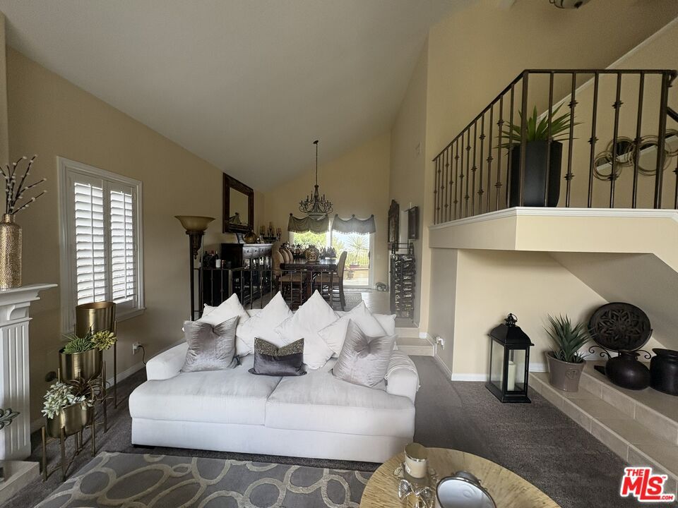 Chandelier, Dining room, Interior, Living room