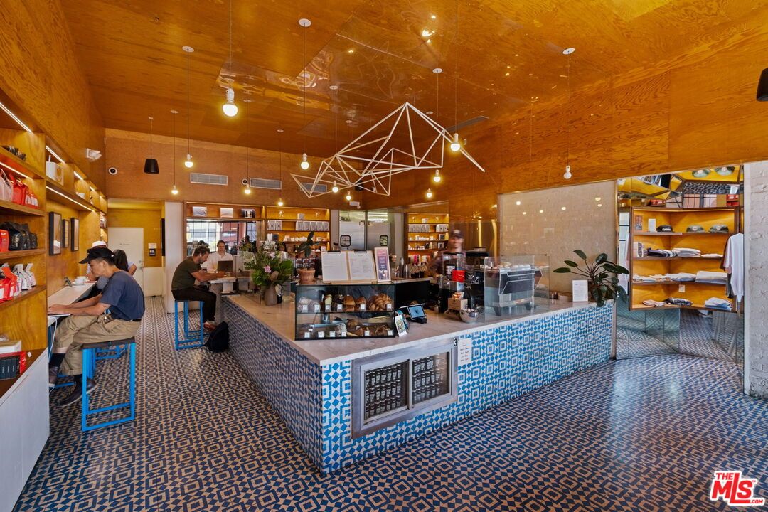 Dining room, Interior, Pendant Lights