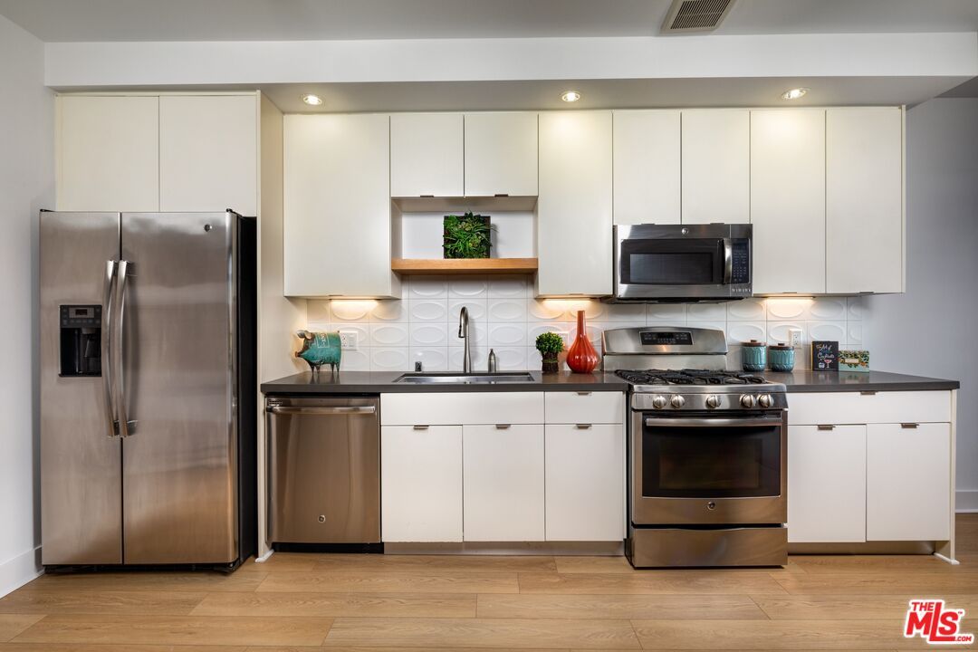 Interior, Kitchen, Recessed Lighting, Stainless Steel Appliances, Wood Texture Flooring