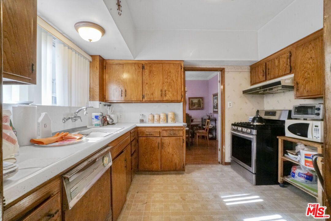 Interior, Kitchen