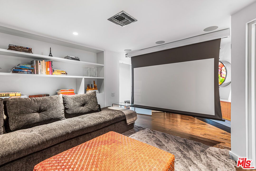 Interior, Projection Screen, Recessed Lighting, Wood Texture Flooring