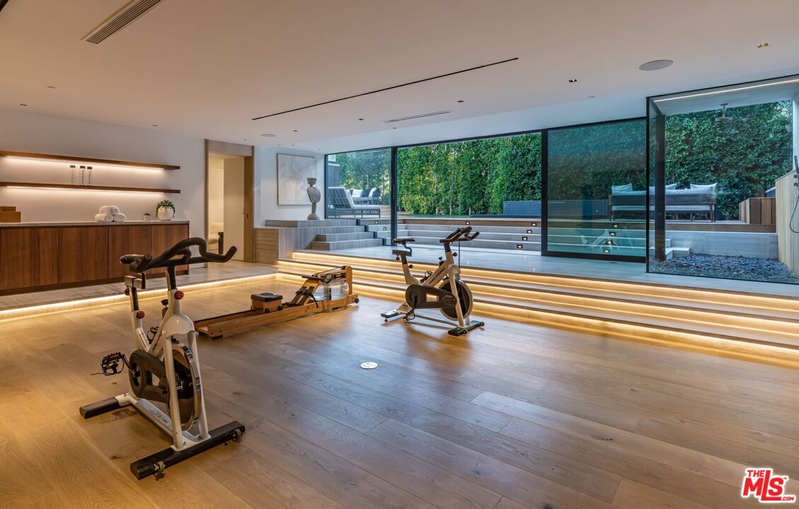 Fitness Equipment, Interior, Recessed Lighting, Sauna Room