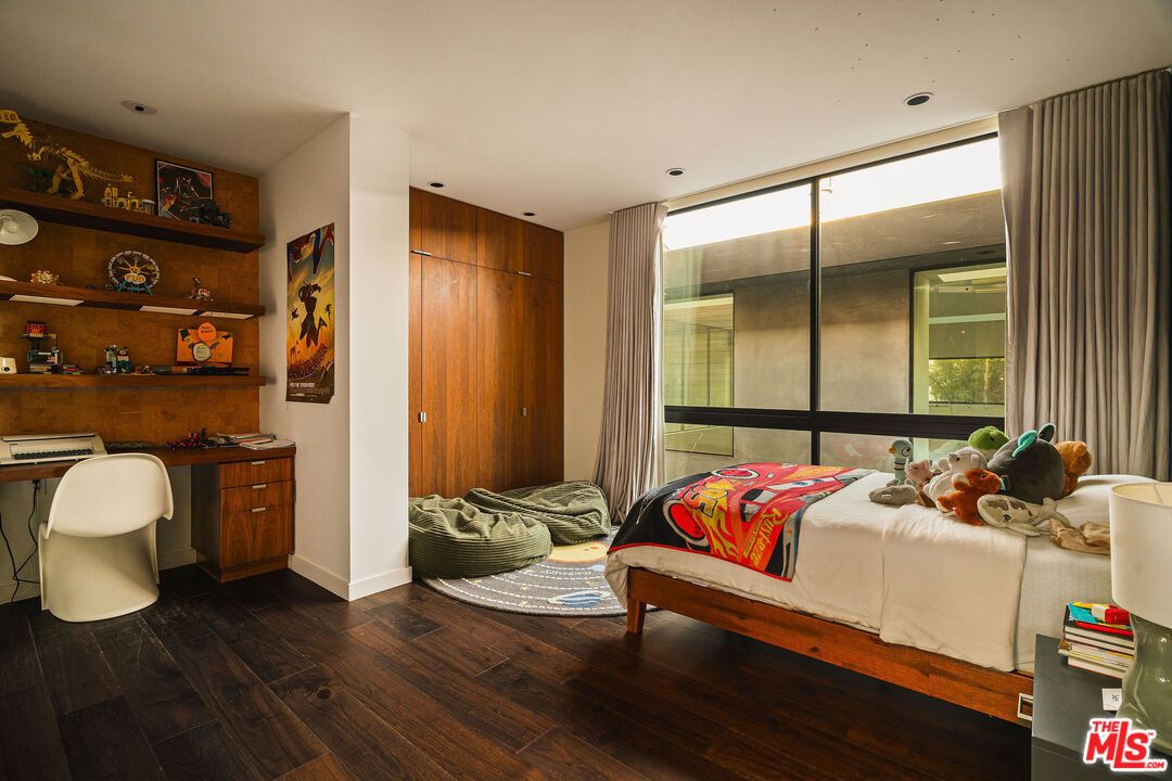 Bedroom, Home Office, Interior, Recessed Lighting, Wood Texture Flooring