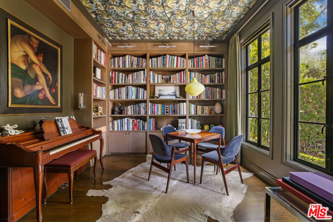 Dining room, Interior, Piano, Wood Texture Flooring