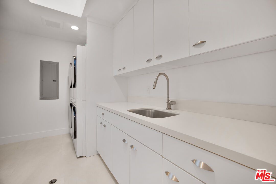 Interior, Recessed Lighting, Washer