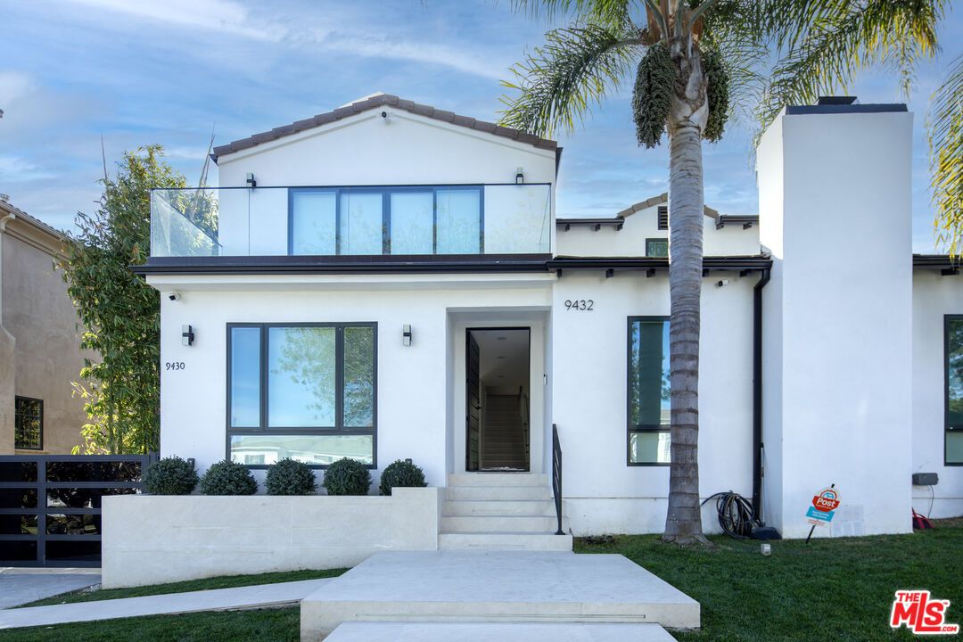 Exterior, Facade, Spanish Mediterranean
