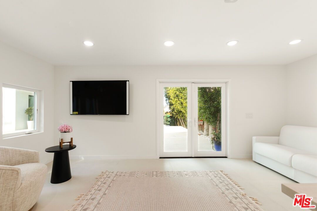 Interior, Recessed Lighting