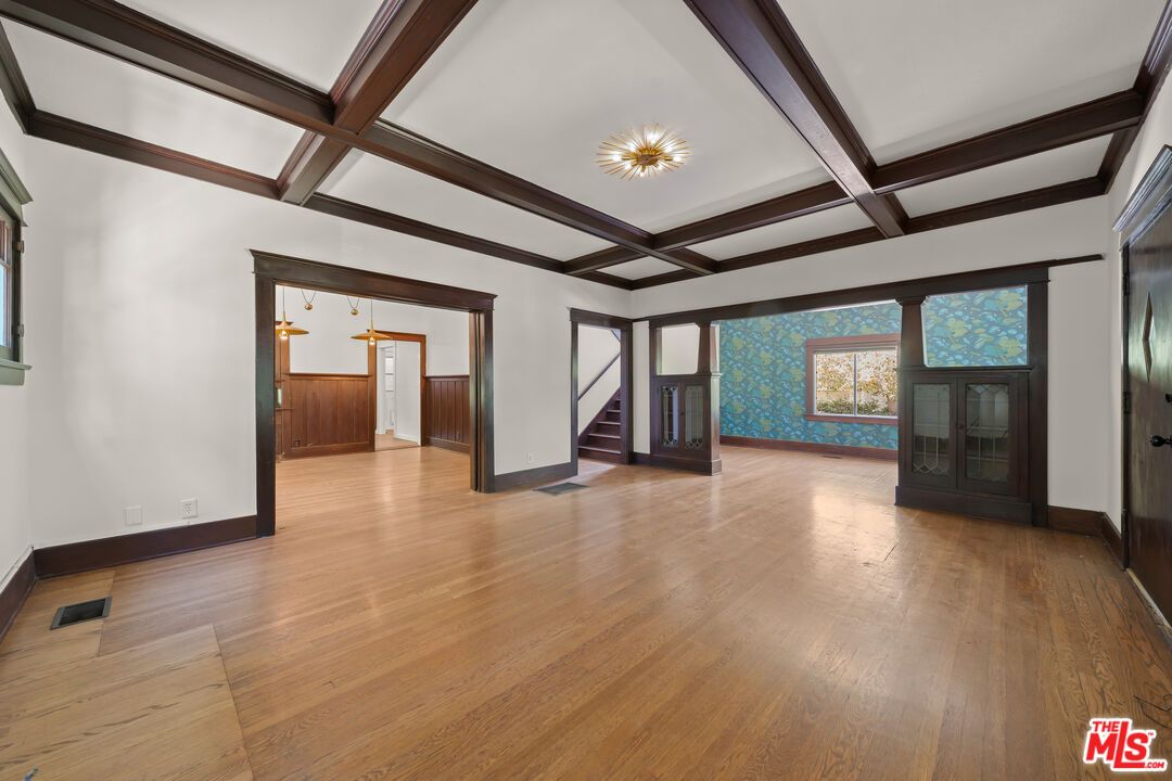 Empty room, Interior, Pendant Lights, Wooden Beams, Wood Texture Flooring