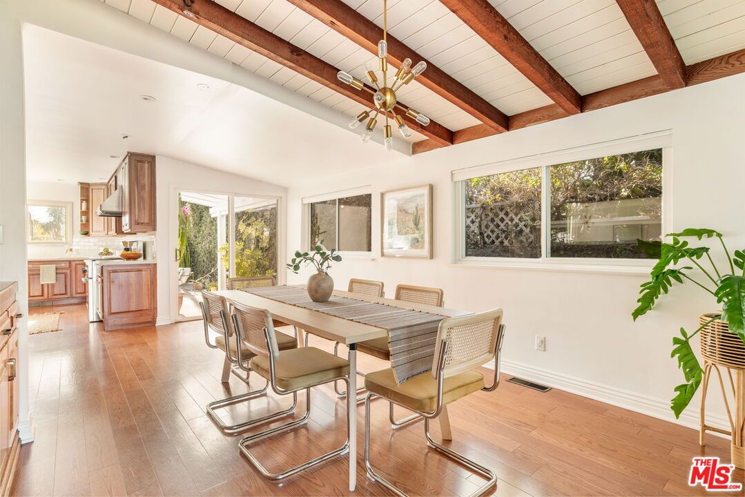 Dining room, Interior, Kitchen, Pendant Lights, Wooden Beams, Wood Texture Flooring