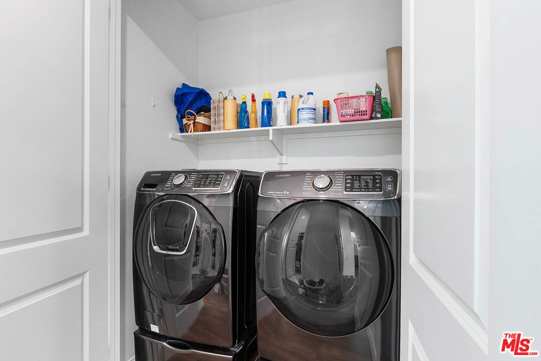 DE Listing image placeholder